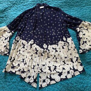 Ember Summer Navy Blue and White Floral Print Tunic with Bell Sleeves Size L